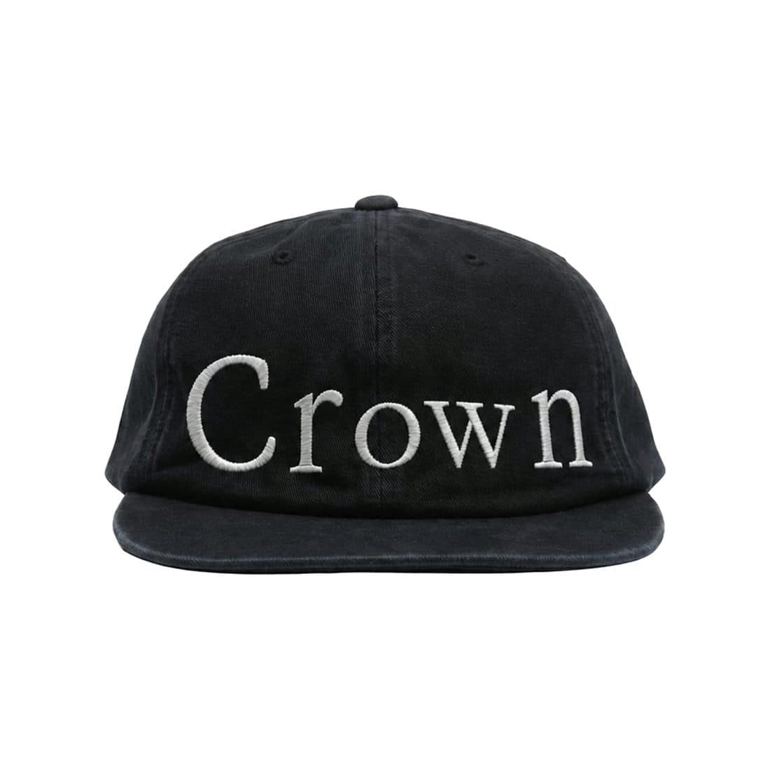 Gewaschene Cap mit Serif-Wordmark
